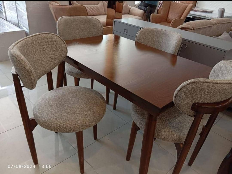میز ناهارخوری ۶ نفره چوبی مدل نوبل